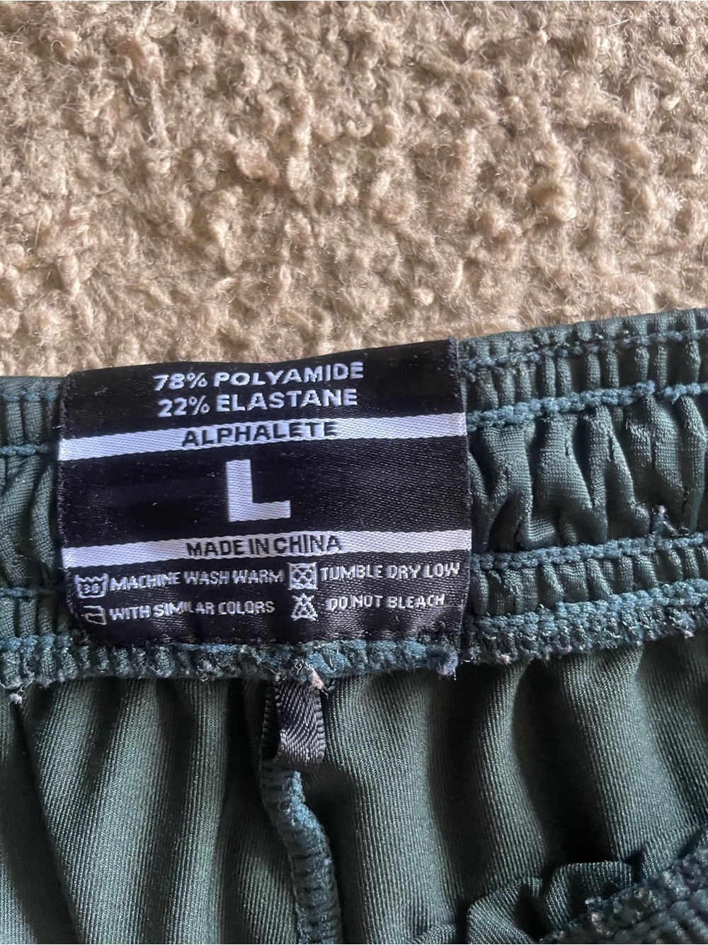 Men’s Alphalate athletic shorts large Forest Green - Picture 3 of 5